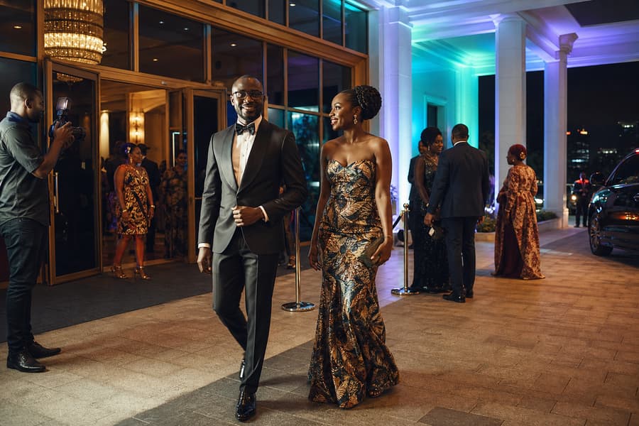 Arrivée des invités à un gala à Kinshasa